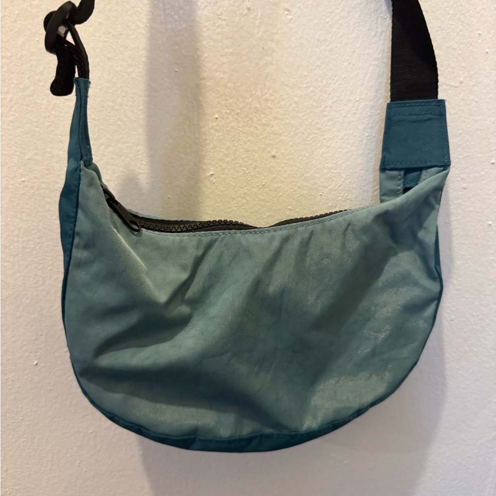 Baggu Small Crescent Crossbody Bag Limited Edition Color